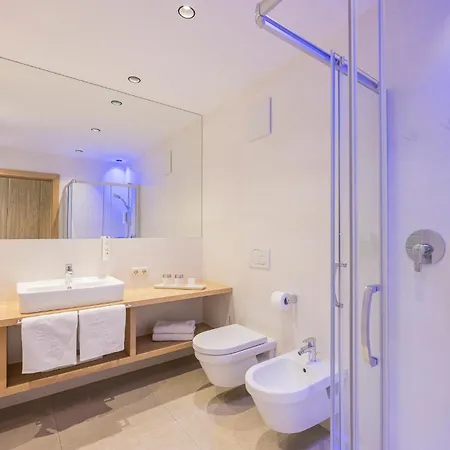 Otel Anewandter 3*